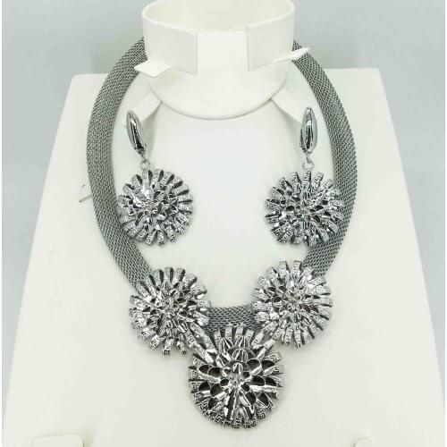 Dubai gold necklace earrings collection fashion Nigeria wedding African pearl jewelry collection Italian womens jewelry set