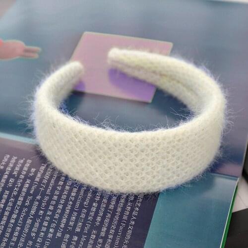 White Wool Crochet Headbands for Women New Winter Hair Accessories Sweet All Match Headwear Design Handmade Knitting Hairbands
