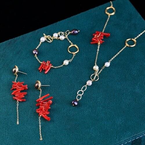 Natural Freshwater Baroque Pearls Jewelry Set Chain Choker Necklace Earrings Bracelet Red Stone Temperament Women Party Evening