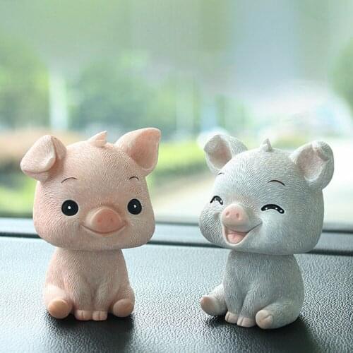 Car Ornament Pig Cartoon Resin Shake The Head Doll Toy Home Office Auto Interior Dashboard Decoration Accessory Fashion Gifts