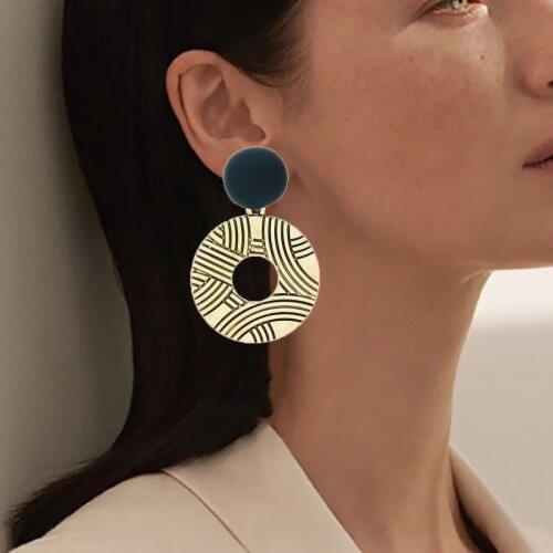 Antique Gold Matte Round Circle Drop Earrings for Women Vintage Bohemian Hollow Out Textured Statement Earrings Oorbellen