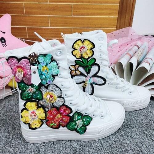 New Fashion Ladies High-Top Canvas Shoes Handmade Three-Dimensional Flower Thick-Soled Lace-Up Vulcanized Womens Shoes