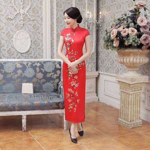Red Wedding Party Gown Classic Slim Split Chinese Dress Women Tradition Mandarin Collar Qipao Vintage Buckle Cheongsam