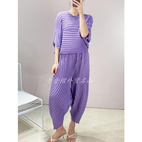 HOT SELLING Miyake suit fold batwing sleeve T-shirt + nine points wide-legged pants LOOSE two-piece outfit IN STOCK
