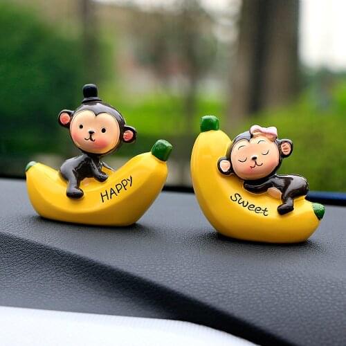 Car Ornament 2Pcs/Set Cartoon Decoration Cute Artificial Resin Sweet Monkey on Banana Figurines Craft Decor Lovely Toys Gifts