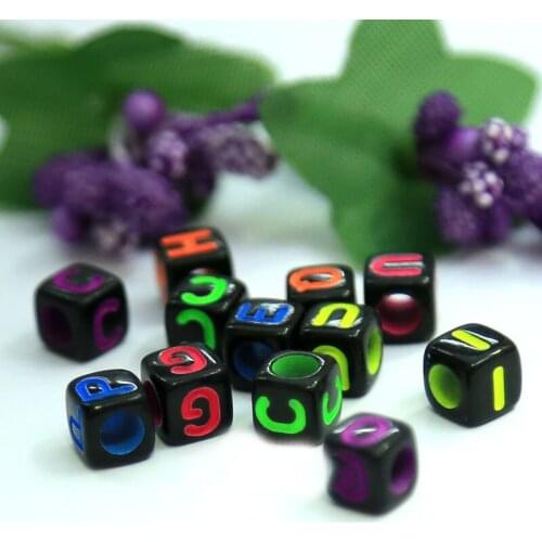 Wholesale Price 7*7MM Big Hole Acrylic Colorful Letter Beads Black with Mixed Colors Alphabet Initial Plastic Bracelet Beads