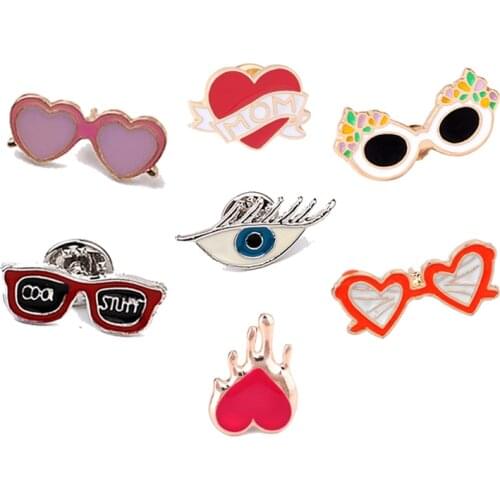 Cute Glasses Eye Mom Heart Brooches Metal Enamel Pins Button Badges Jackets Lapel Pin Cartoon Jewelry For Kids Women Accessories
