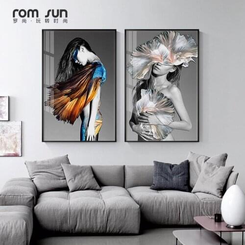 Modern Decor Sexy Women Canvas Painting Posters Print Unique Fashion Models Wall Art Pictures For Living Room Bedroom Entrance
