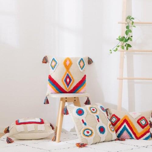 Colorful MoroccanTufted Plush Pillow Cover Handmade Cotton Geometric BoHo Cushion With tassel Pillow Cover Embroidered Dopship