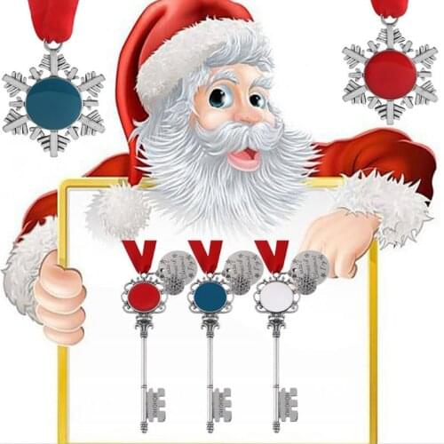 Christmas Magic Santa Key Chain Santa Claus Door Key Ornament with Ribbon Bow for Christmas Decoration