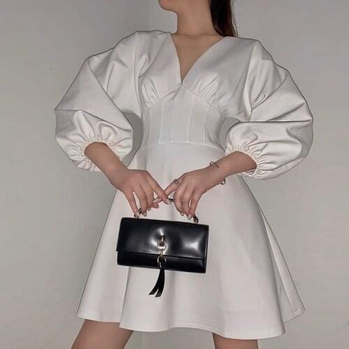 Fashion Casual Short Dresses Women Lantern Half Sleeve V-Neck Sexy White Mini Dress Summer Elegant A-Line Ladies Temperament