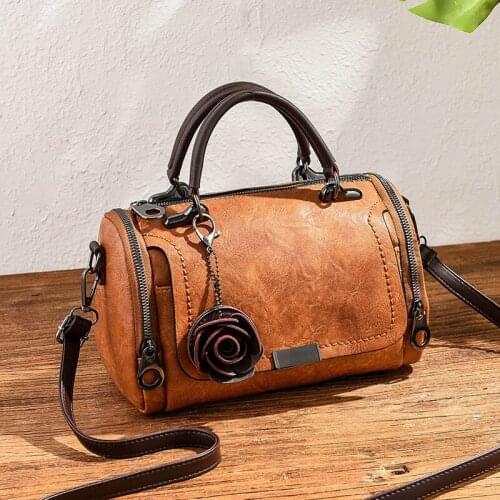 New tide packet Boston fashion pillow bag Female bag Korean version of the tide chic Handbag messenger bag 2018120502 25X15X14cm