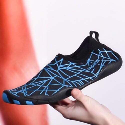 Summer Water Shoes Men Barefoot Quick-Dry Swimming Aqua Shoes Seaside Beach Slip-On Socks Slippers Yoga Training Sneakers Women