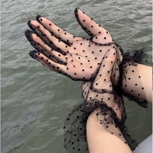 2021 New Lace Autumn and Winter Womens Short Tulle Full Finger Gloves Elastic Lace Spots Ruffled Tulle Flexible Accessories