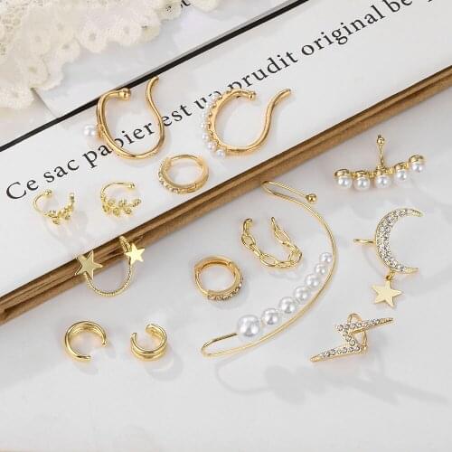 EN 2020 Women Pearl Ear Cuff Earring Bohemian Circle Small Clip On Earring No Piercing Fake Cartilage Earring Star Jewelry Gifts