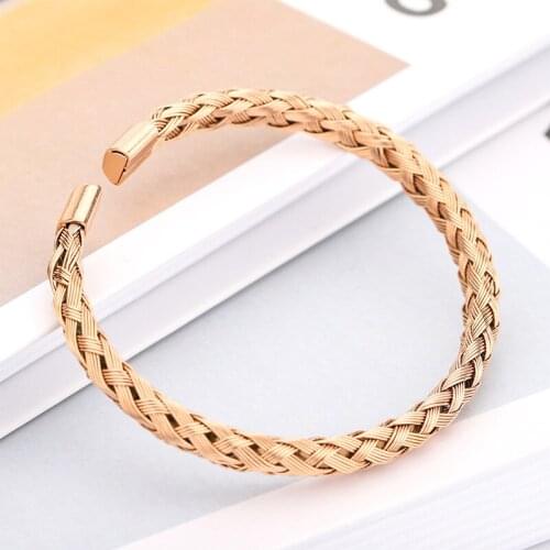 CRUCIO Braided Bracelets