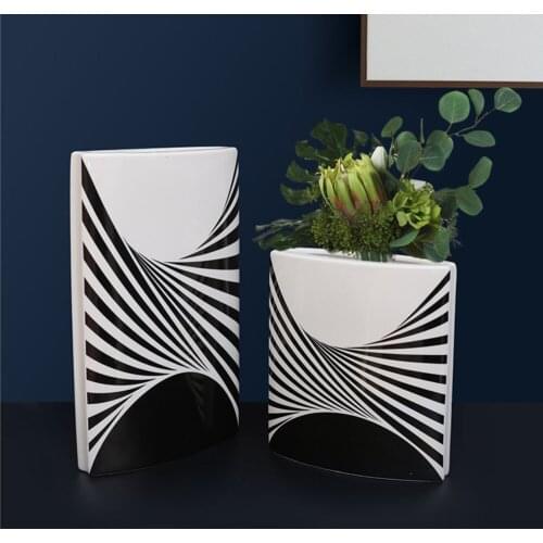 Modern European Black And White Geometric Ceramic Species Treed Flower Hydroculture Flower Piece Desktop Decoration Vase