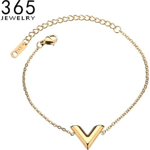 2018 New Design Stainless Steel V Shape Bracelet Gold Color Simple Letter Bracelet For Women Party Gift