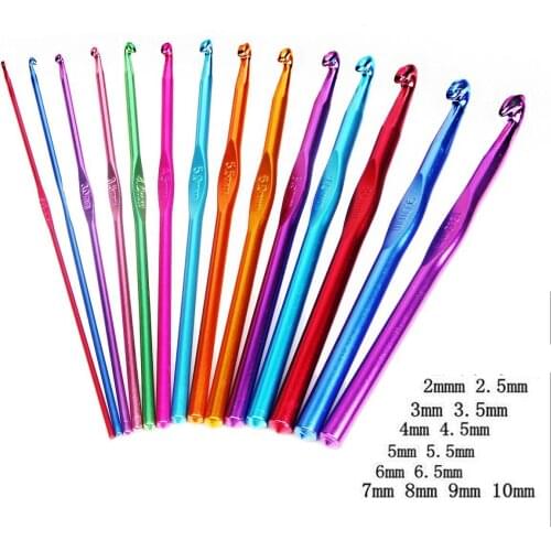 Popular lovely Metal Handle Crochet Hook Knitting Needles Set Aluminum Bamboo