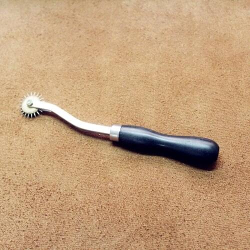 Draw the wheel leather hand sewn leather leather tool drilling tool pressing wheel