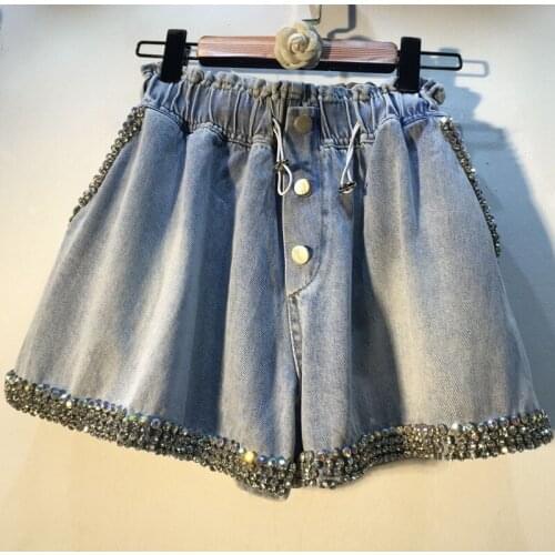 2021 Summer European Women New Exquisite Rhinestone Denim Shorts Ladies Fashion Plus Size Loose Wide Leg A- Line Jeans Hot Pants