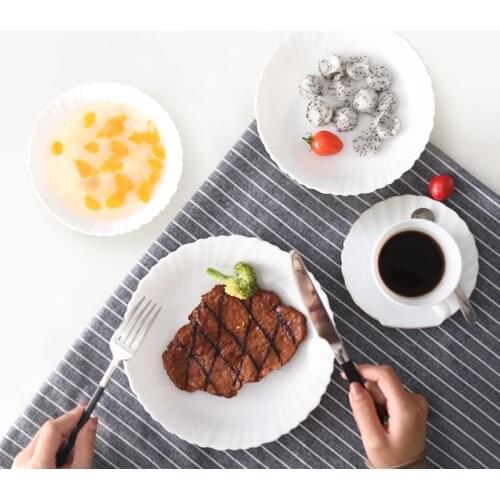 White Round Glass Dinnerware Set Dinner Plates and Deep Bowls Fish Plate for Noodle Cheap Eco Friendly Reusable Microwave Safe