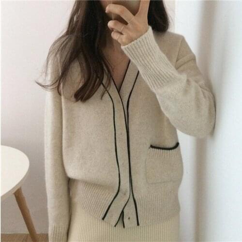 New Oversize Womens Sweaters Autumn Winter Vintage buttons V Neck Cardigans Single Breasted Puff women sweater Loose Cardigan