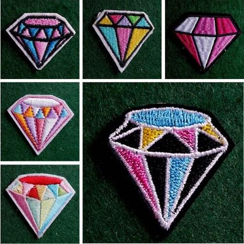 DIY Cartoon Diamond Patch Iron On Embroidered For Clothing Cute Animals Patches For Kid Clothes Appliques Stickers T-shirt Decor