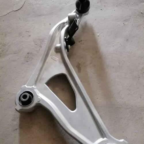 CAR front triangle arm assembly 2012-2016Inf in it iqx60 jx35 Front triangle arm Front lower swing arm Front lower suspension ar