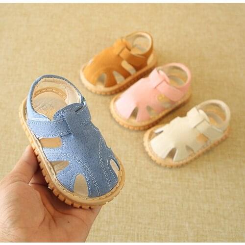 2021 Summer Mens and Womens Baby Toddler Sandals Summer New Soft Bottom Squeaky Shoes Korean Style Infant Sandals Newborn