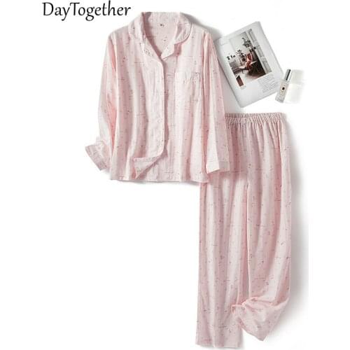 Large Size Womens Pajamas Short-Sleeved Pants Couples Sleepwear Cotton Female Nightgwon Two-Piece Suit