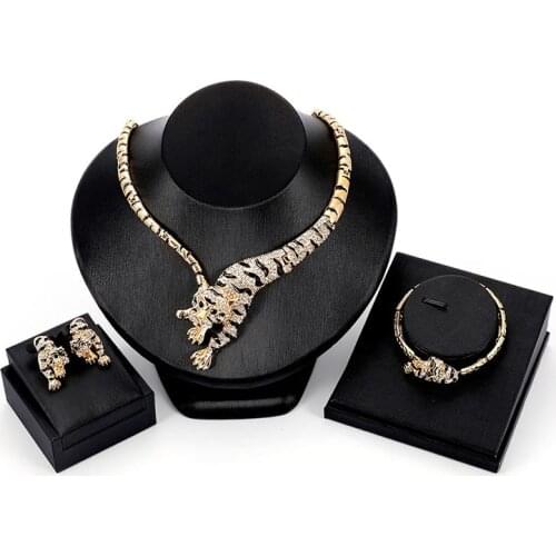 Exquisite Dubai Gold Tiger Crystal Jewelry Set Wholesale Luxury Nigerian Woman Wedding Fashion Costume Design Jewelry Set