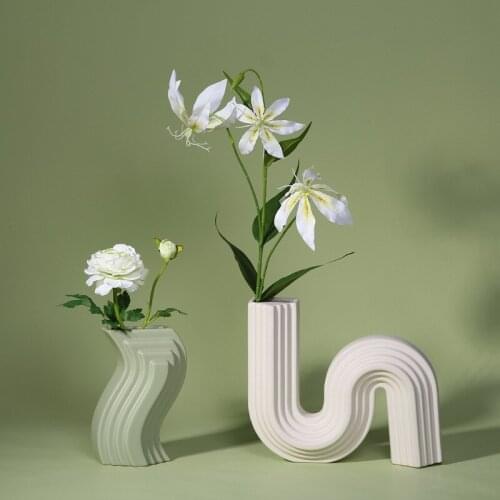 2021 New Ceramic Decoration Modern Geometric Architectural Modeling Hotel Model Room Creative Soft Vase