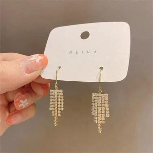 2021 New Arrival Korean Fashion Zircon Inlaid Tassel Hook Earrings Exquisite Elegant Geometric Drop Earrings for Women Jewelry