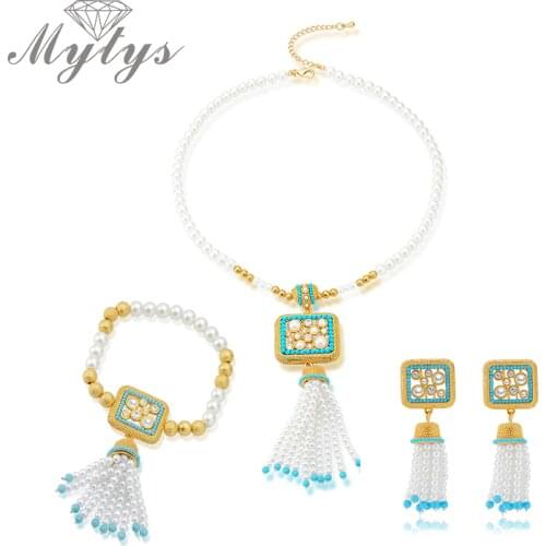 Mytys Handmade Ethnic Style Pearl Necklace Statement Jewelry Sets Pendant Necklace Bracelet and Earring CN177 CE152 B951