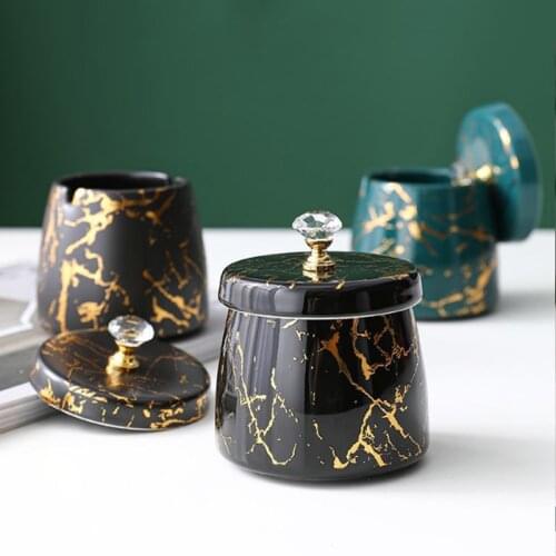 European Style Light Luxury Painted Gold Ceramic Ashtray with Cover Windproof Home Office Creative Personality Simple Decoration