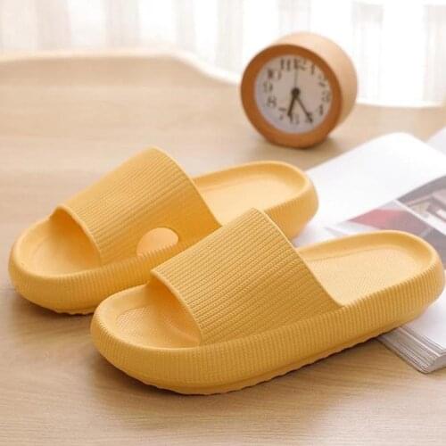 Unisex Slippers Indoor Bathroom Men Shoes 2021 Non-Slip Bath Slippers Quick-Drying Home Comfort Sandals Sliders Thick Soft Hot