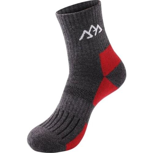 Outdoor Sports Socks Men Quick Drying Camping Trekking Socks For Hiking Cycling Thicken 3 Colors