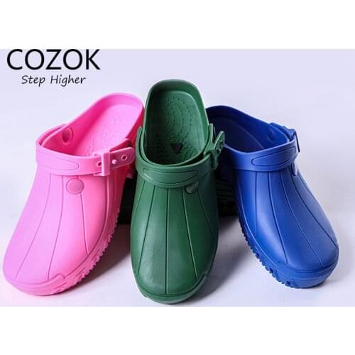 Doctors' Medical Slippers Womens Surgical Nursing Sandals TPE Thermostable Laboratory Shoes for Men Oprating Room Non-slip Shoe