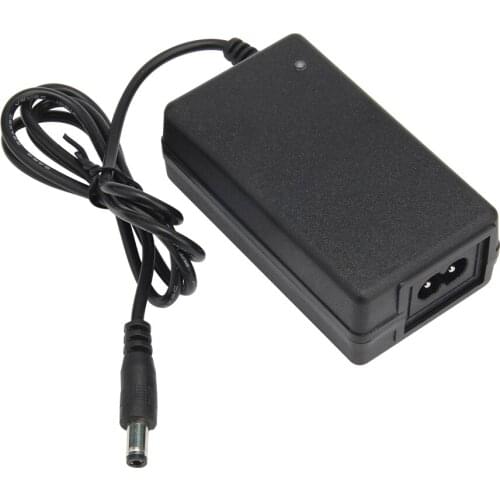 21V 1.5A 18650 Lithium Battery Charger DC 5.5MM*2.5MM 100-240V Lithium Li-ion Battery Wall Charger