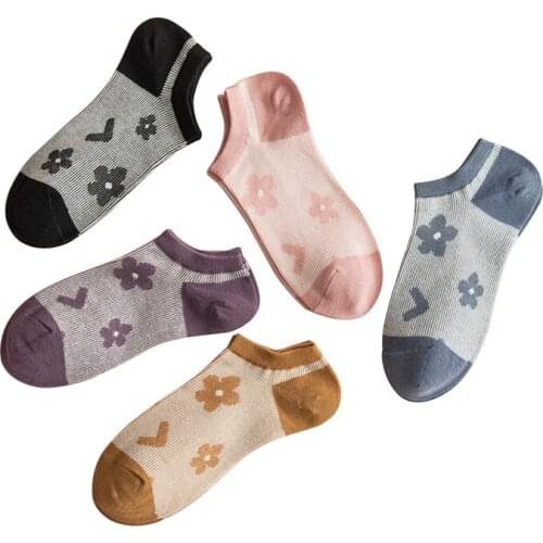 2020 New Women Socks Breathable Flowers Pattern Womens Boat Socks Comfortable Cotton Ankle Socks Girls Female Shallow Mouth