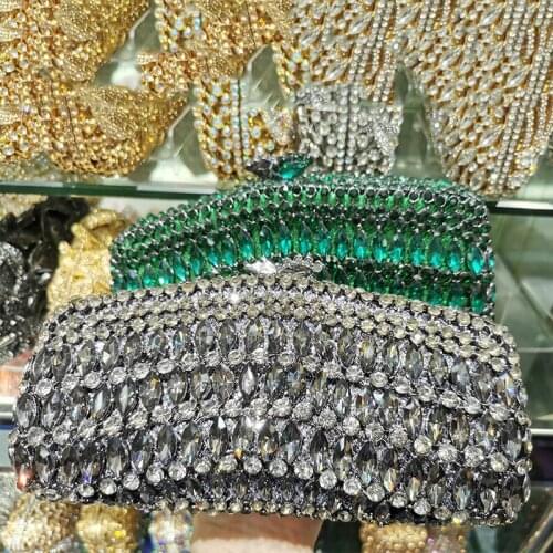 Elegant Silver Color Womens Diamond Bridal Clutch Purse Fashion Ladies Crystal Party Wedding Clutch Handbags Shoulder Purses