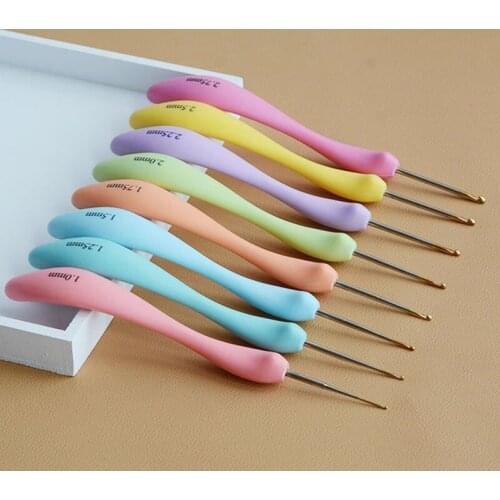 1pcs Soft Handle Rainbow Weave Crochet Hook knitting Needle Tool 1.0mm-2.5mm DIY Wool Suit Sweater Weave Tool Costura needles