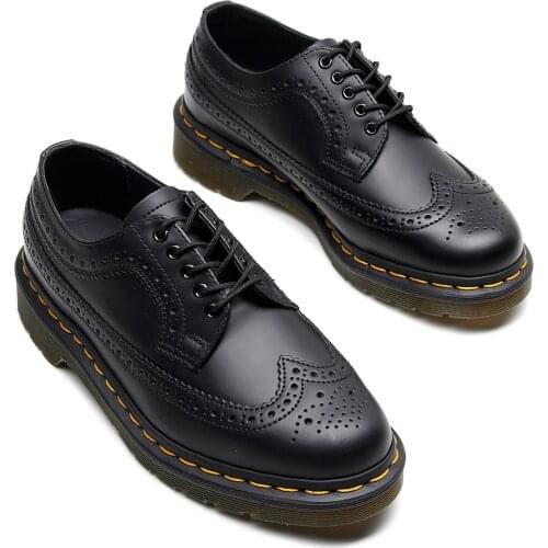 New style mens and womens leather brogue embossed leather shoes for autumn and winter, 5-hole platform casual Martin shoes