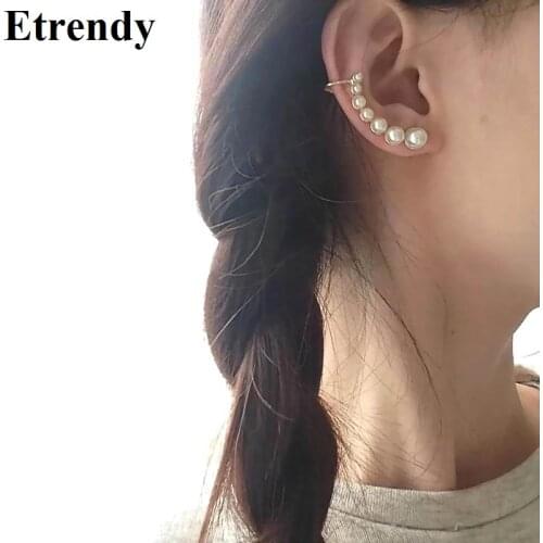 Womens Fashion Earrings Simple Trendy Jewelry Wholesale Ear Cuffs Delicate Simulated Pearl Pendientes Party Bijoux Elegant Gift