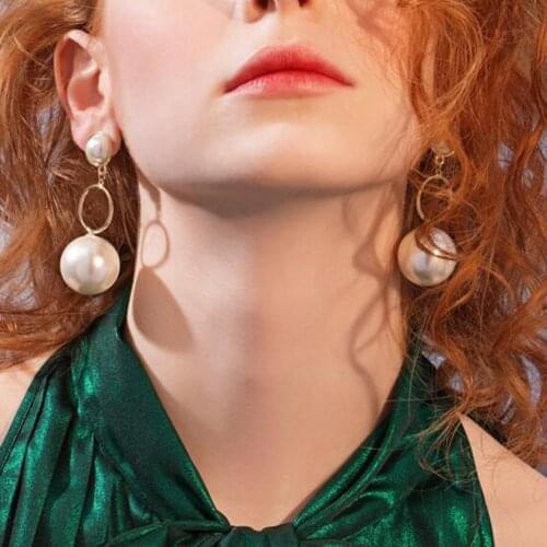 Hot Sale !!! 2021 New Fashion Party Fashion Circle Big Faux Pearl Long Dangle Women Stud Earrings Jewelry for evening party