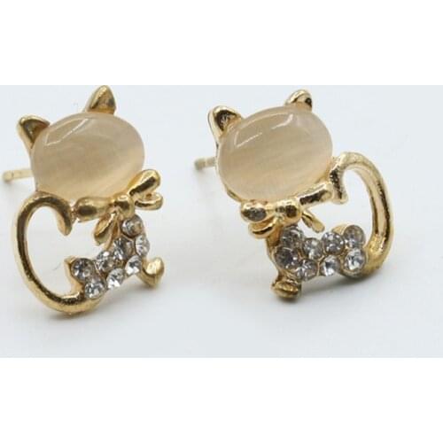 Korea Style Fashion Rhinestone Opal Small Cat Clip On Earrings For Girls Party Wedding Luxury Without Pierced Earrings For Women