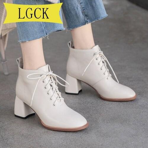 Big Size 34-43 Soft Split Leather Women White Ankle Boots Motorcycle Boots Female Autumn Winter Shoes Woman Punk Motorcycle Boot