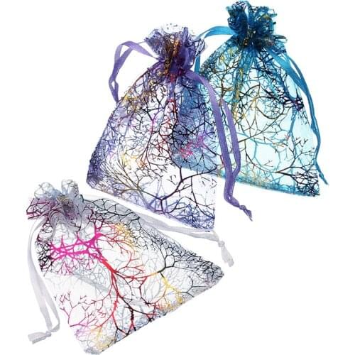 LOULEUR 25pcs/lot 7X9cm 9X12cm 10X15cm Blue Purple White Coral Pattern Drawstring Yarn Bag Pouches for Jewelry Packaging F5854