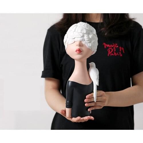 Nordic Girl Desktop Light Luxury Resincraftsornaments Modern Minimalist Living Room Porch TV Cabinet Model Room Hoteldecorations